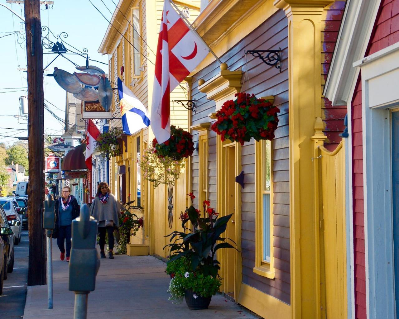 Rum Runner Inn Lunenburg Buitenkant foto