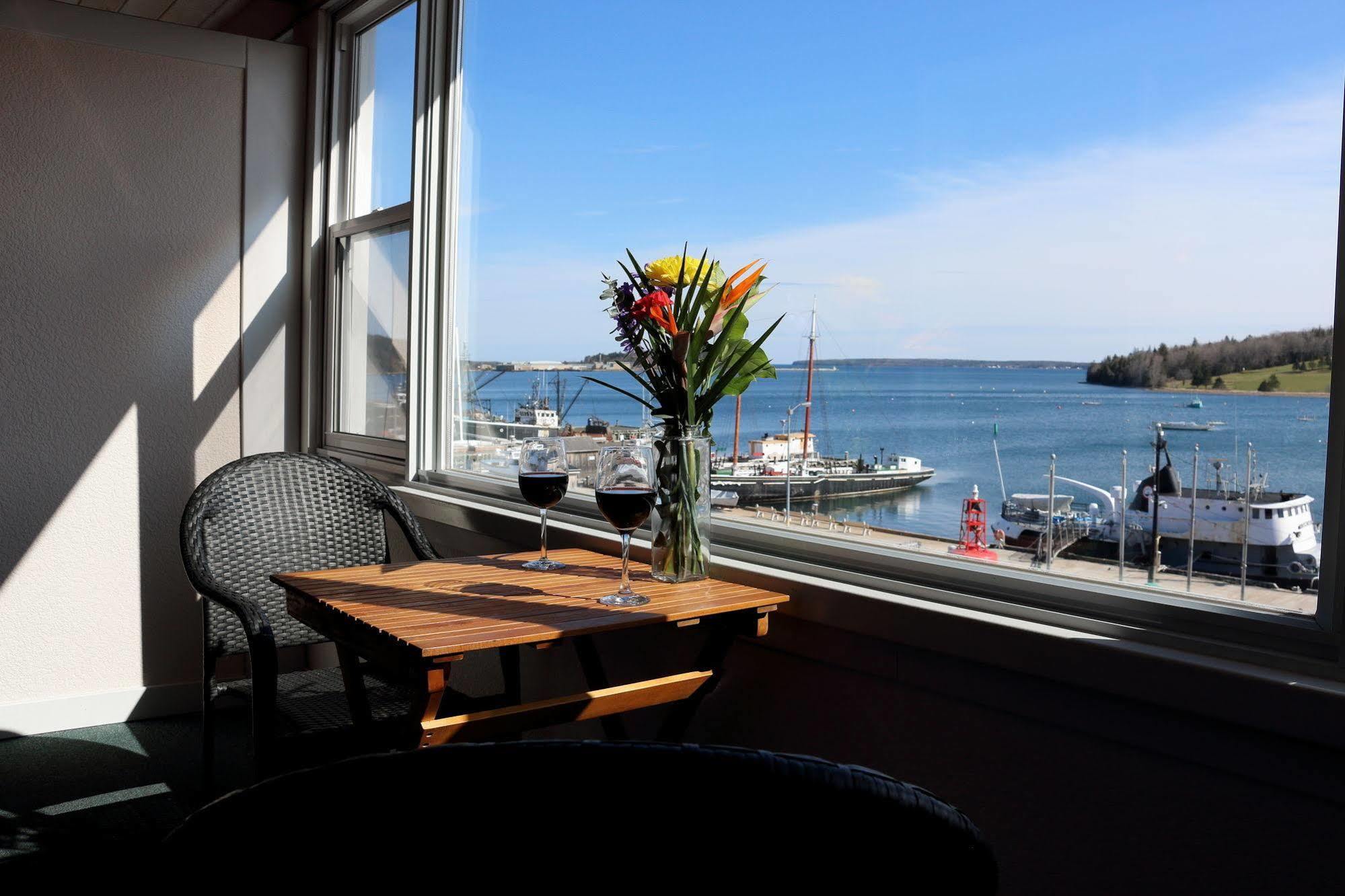 Rum Runner Inn Lunenburg Buitenkant foto